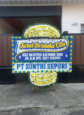 Papan Bunga Duka di Renteng